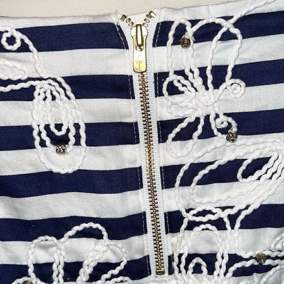 Lilly Pulitzer Tate Skirt Navy White embroidered with embellishments Women’s 2 - Picture 8 of 8
